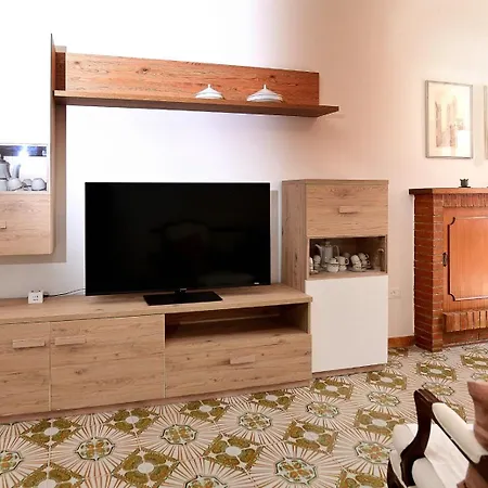 Apartmán Domus Santa Maria *